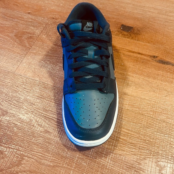 Nike Women's Sneakers - Dark Blue and Teal - Picture 2 of 4
